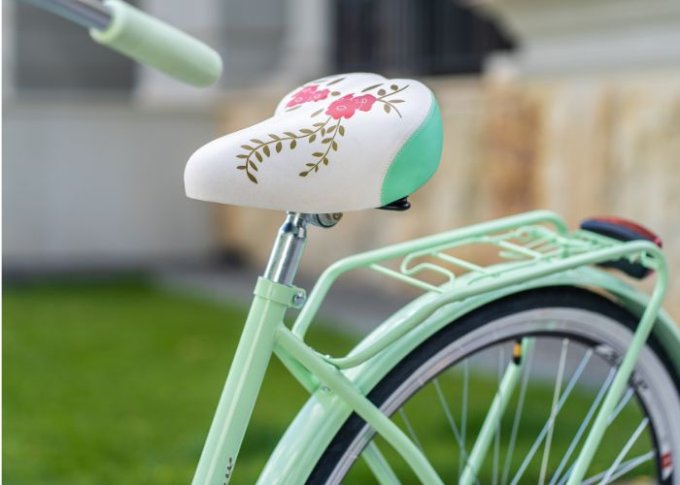 Siodełko rowerowe damskie w rowerze dla kobiet